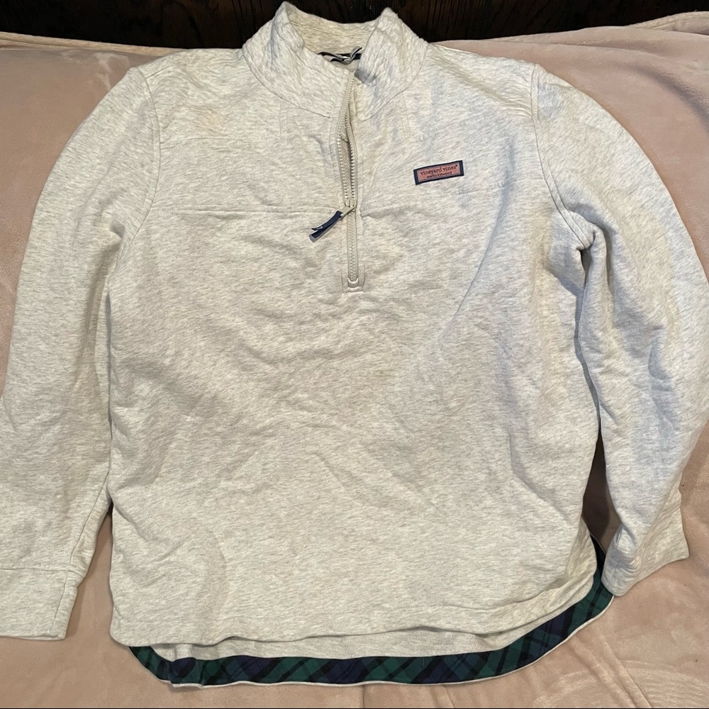 Vineyard vines gray quarter zip with green plaid trim and zipper